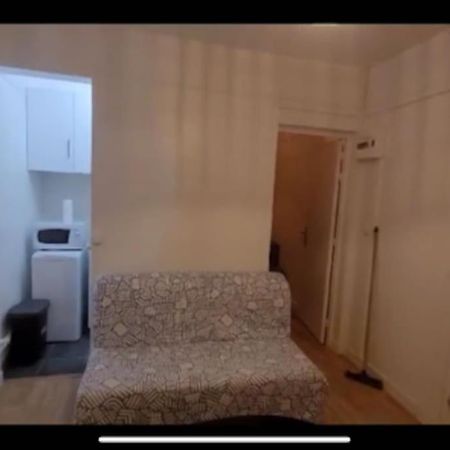 פריז Charmant Appartement Pres De Montmartre מראה חיצוני תמונה