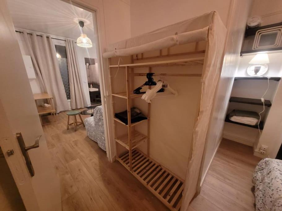 פריז Charmant Appartement Pres De Montmartre מראה חיצוני תמונה