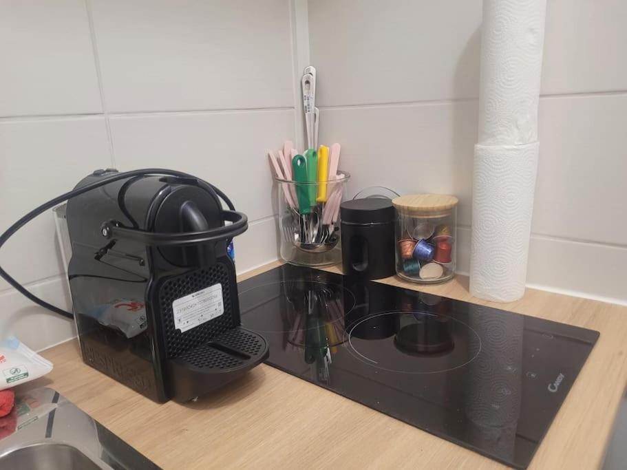 פריז Charmant Appartement Pres De Montmartre מראה חיצוני תמונה